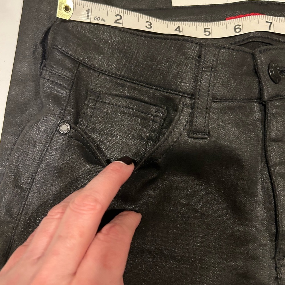 GUESS BLACK METALLIC SKINNY JEANS SIZE 26. GREAT CONDITION, LIKE NEW! - Picture 2 of 10